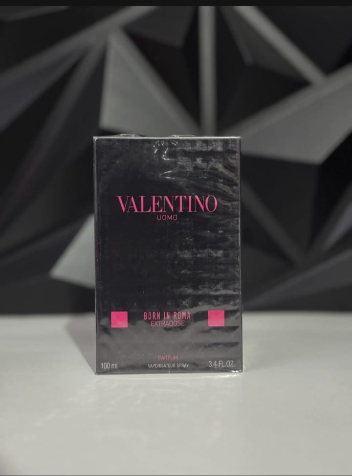 Valentino Born in Roma Extradose